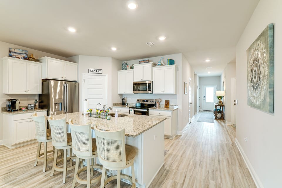 Kitchen | Dishwasher | Keurig