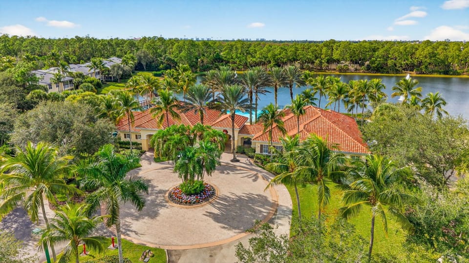 Fabulous amenities - where you'll play
