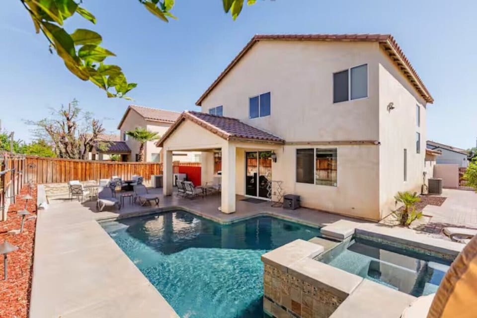 Pool with Waterfall Jacuzzi