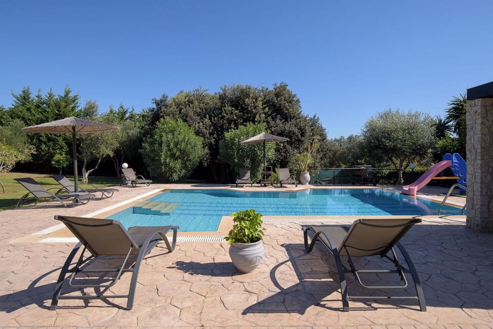 Building Exterior, Garden, Outdoor, Pool