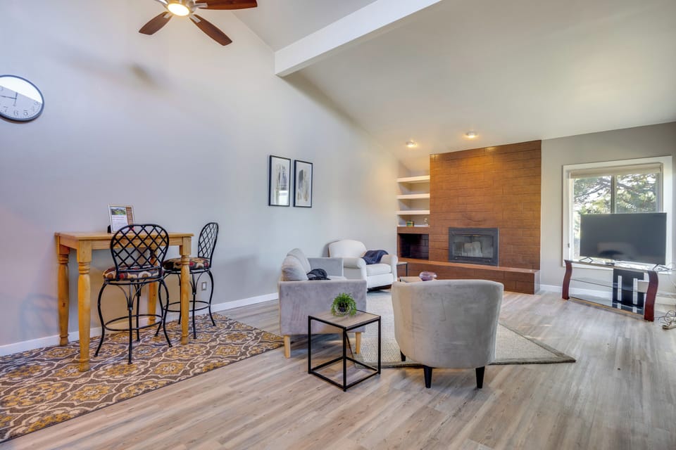 Monument Vacation Rental | 2BR | 1BA | Stairs Required | 1,050 Sq Ft