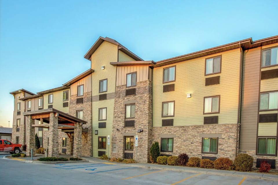 Pull in confidently with convenient parking right out front.