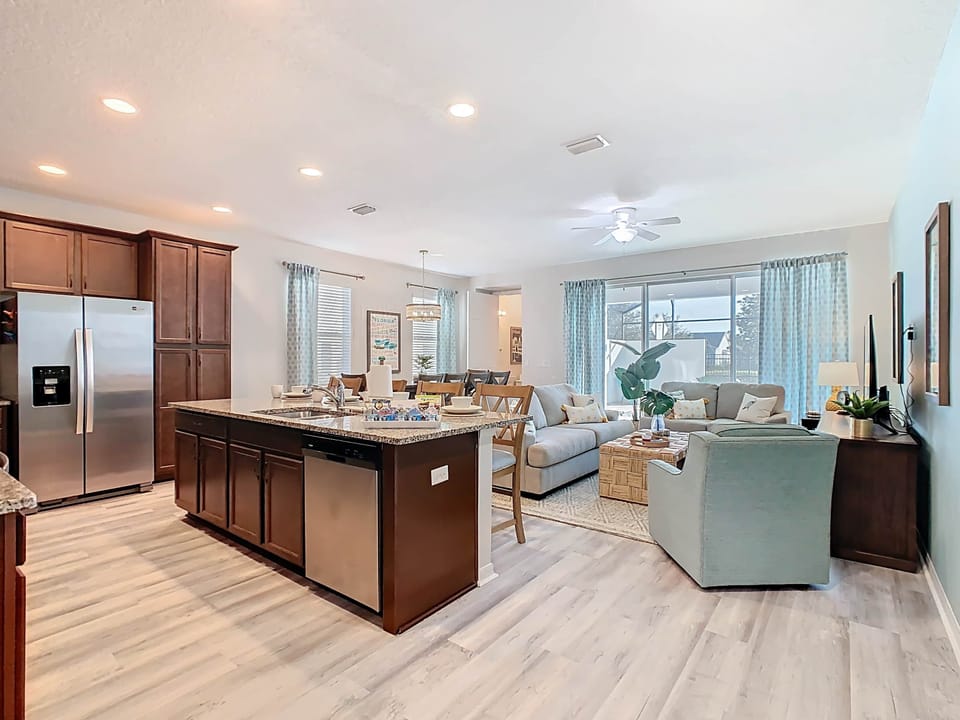 1547 Carey Palm Circle-8
