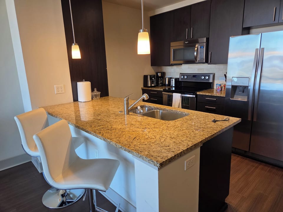 kitchen fully equipped
