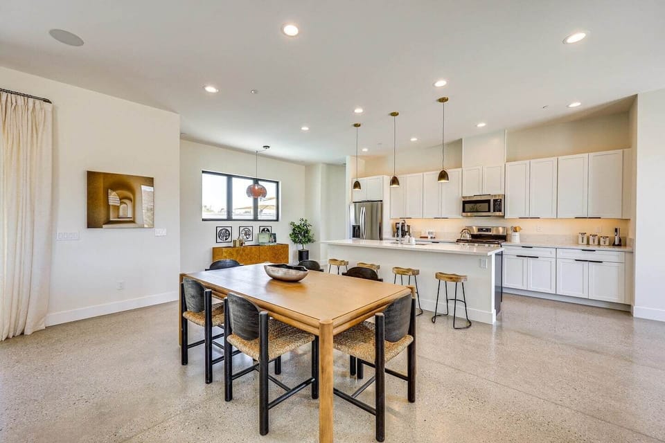 Dining Room Area
