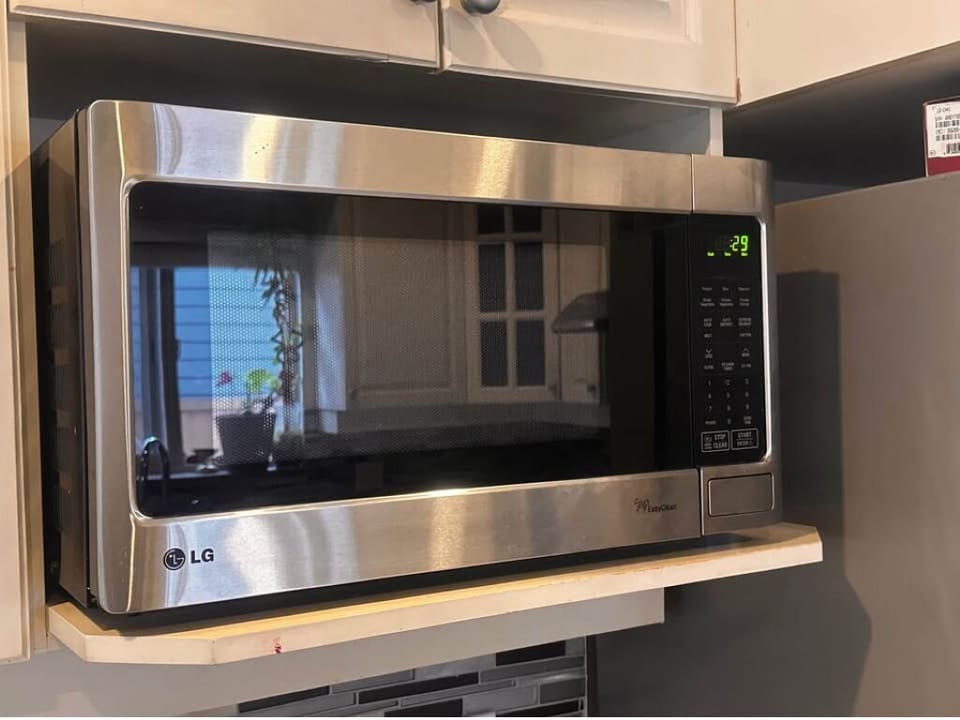 Microwave