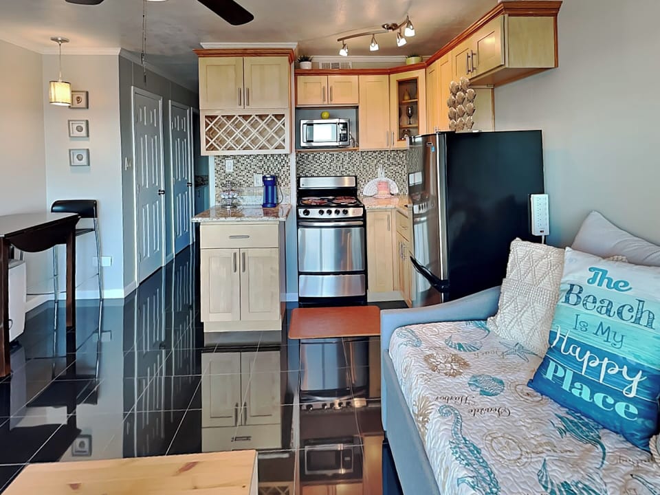 Living Room - Open Layout w/ Kitchen & Dining