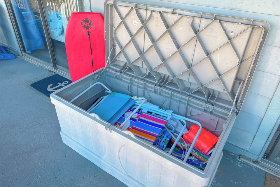 beach chairs, umbrellas and toys provided just bring towels