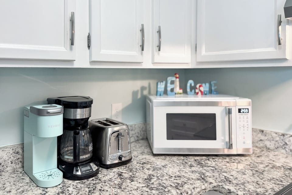 k cups and creamers provided