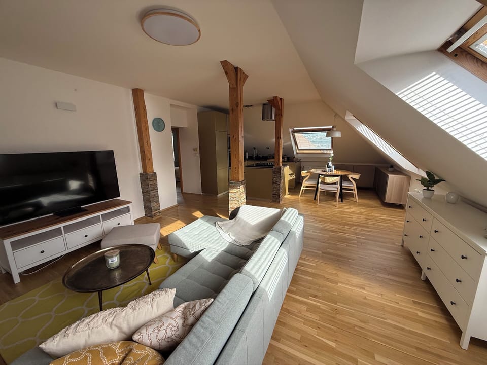 Living & kitchen & dining