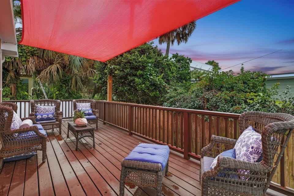Private deck