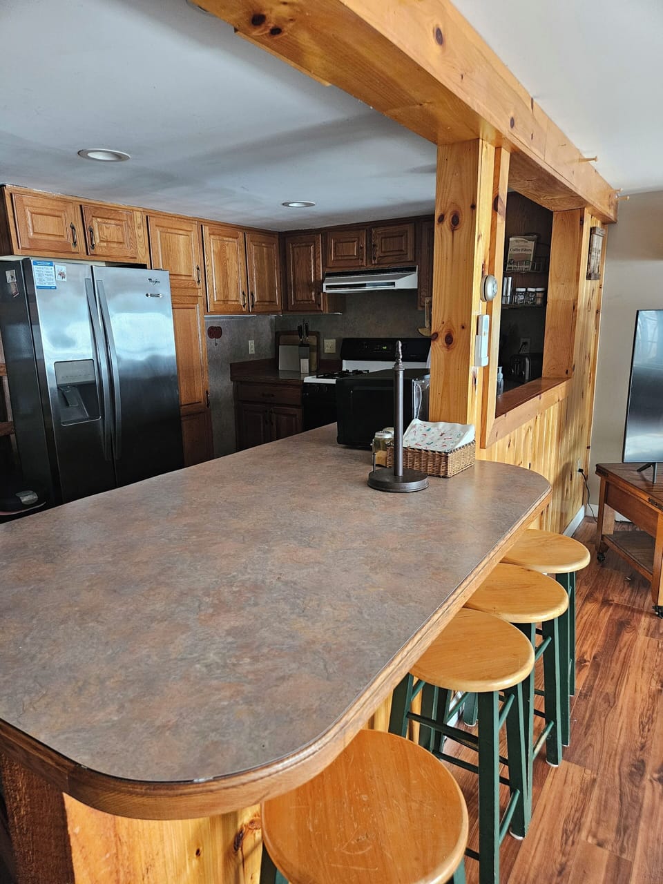 Eat in kitchen area bar will seat six