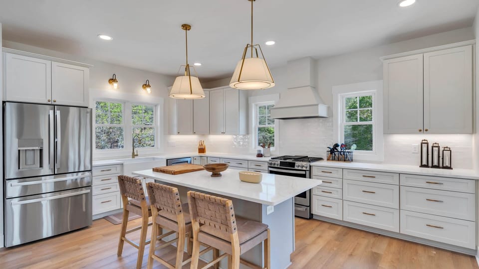 Fully Stocked Kitchen