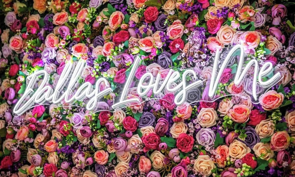 Aphrodite Dream

Hand-made flower wall with neon sign. Additional signs available— “Happy Birthday” and “Hello Gorgeous”