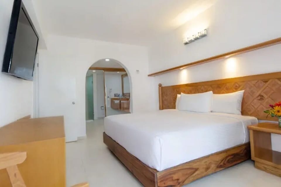 Stretch out and enjoy the room’s clean, modern lines.