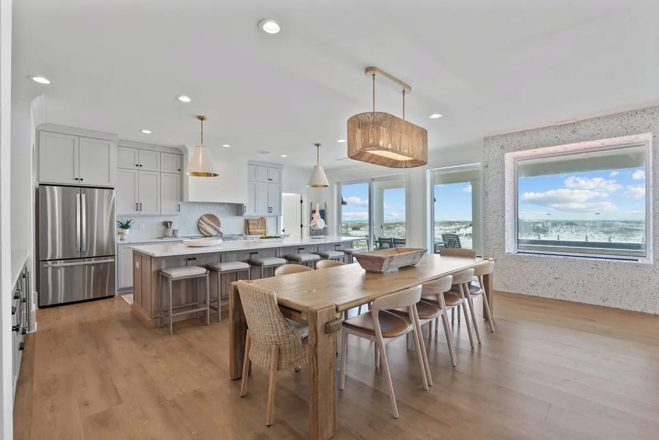 Comfortable seats 16 