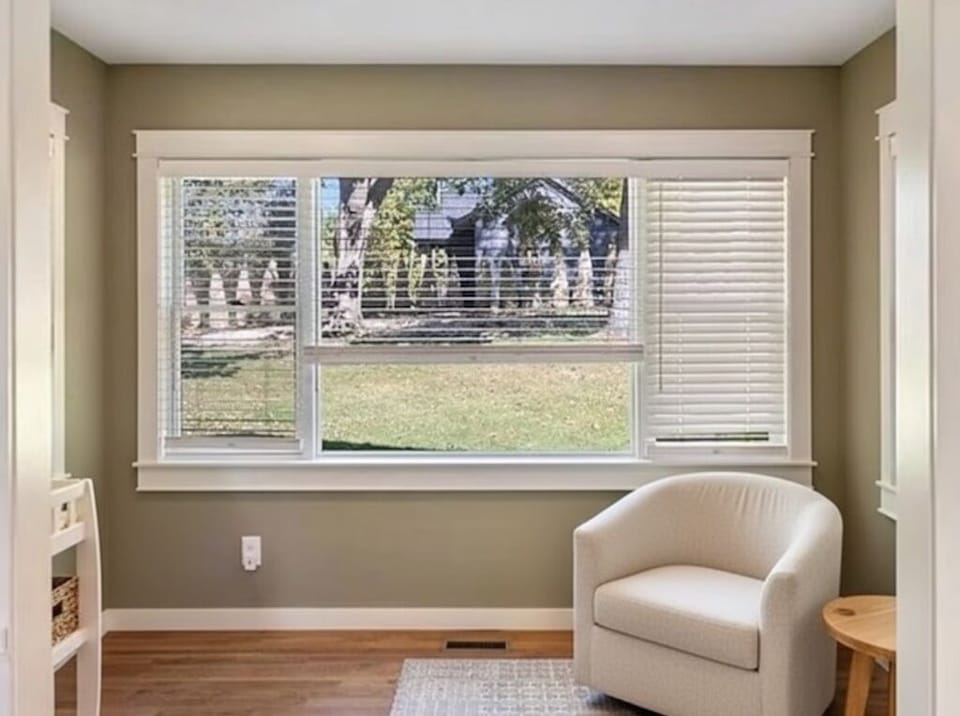 Sitting room/reading nook off the dining area