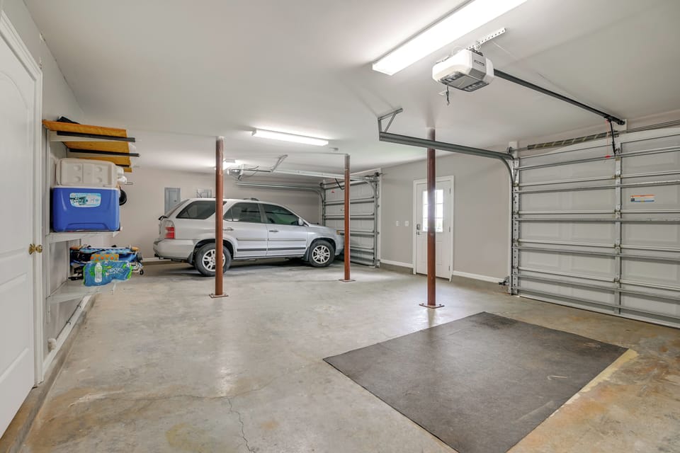Garage | 1st Floor