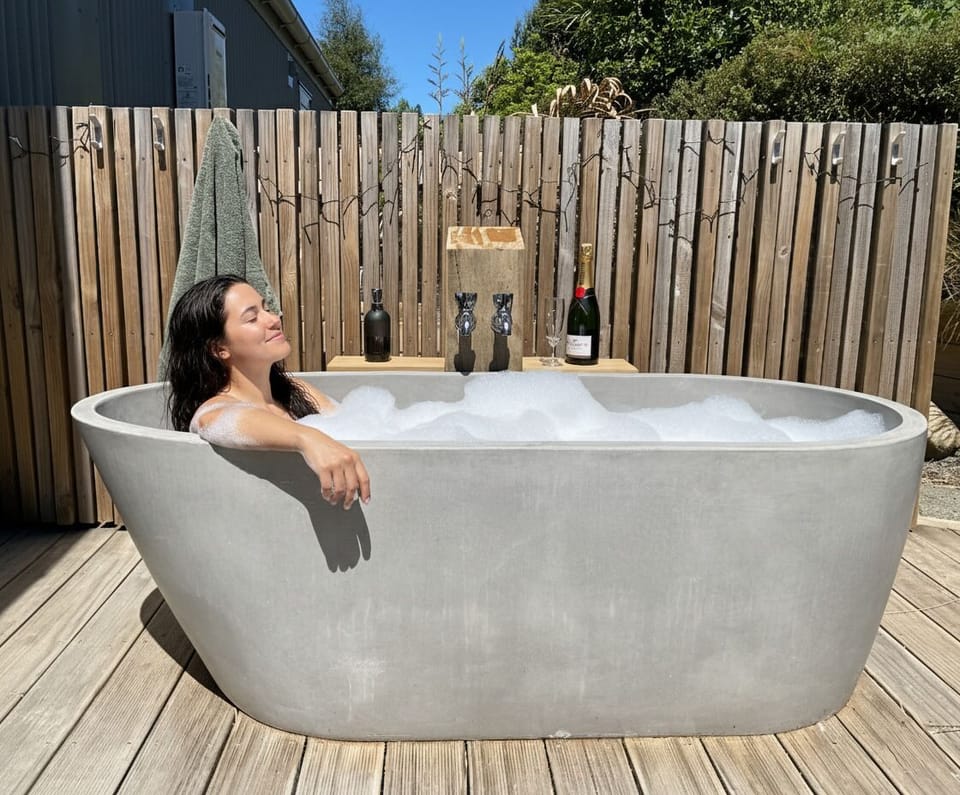 Outdoor bath
