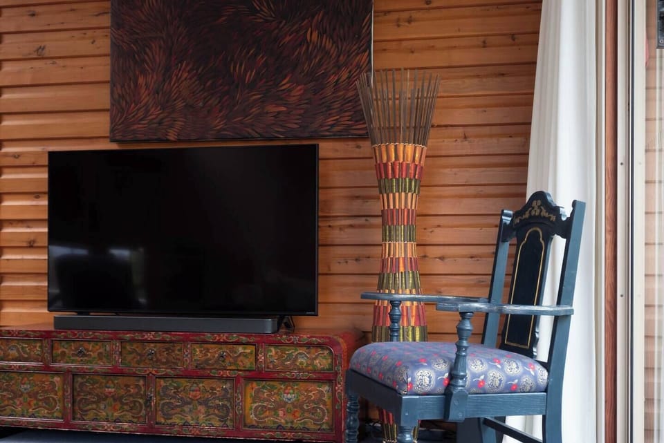 Living room 2