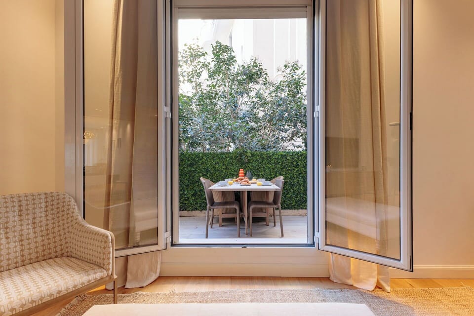 Balcony / Terrace / Patio