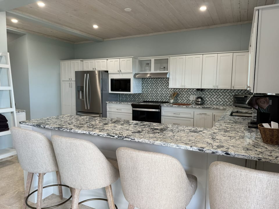 Kitchen bar seating
