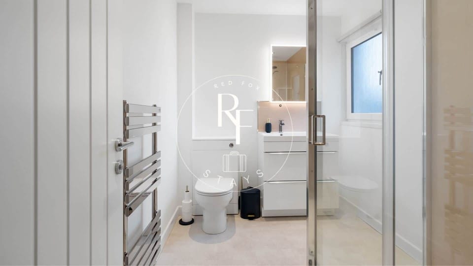 Upstairs Bathroom
