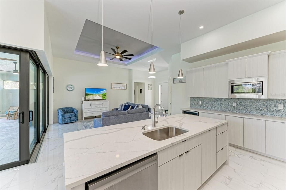 Kitchen island