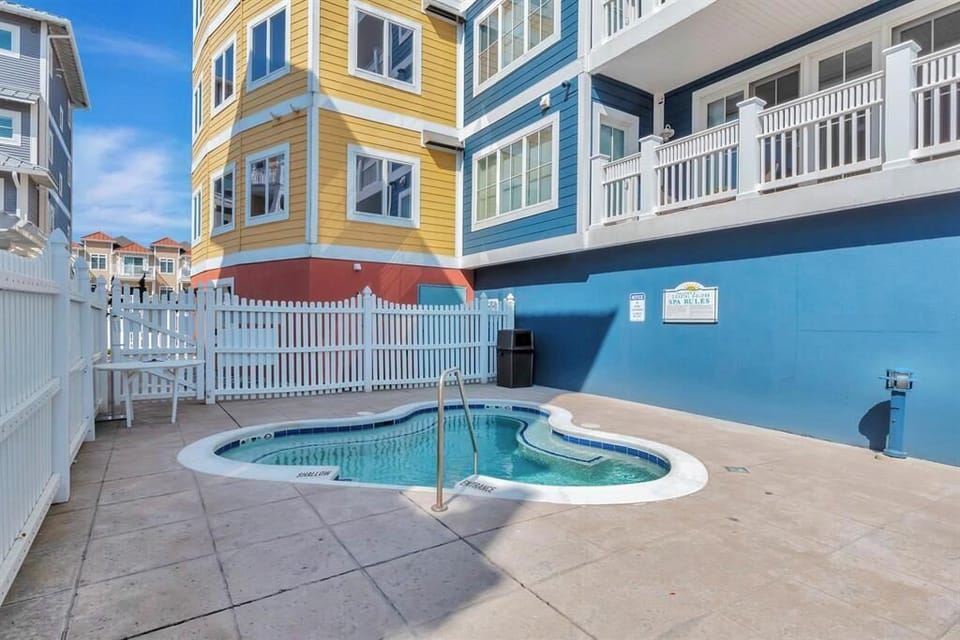 Spa / Hot Tub Area
