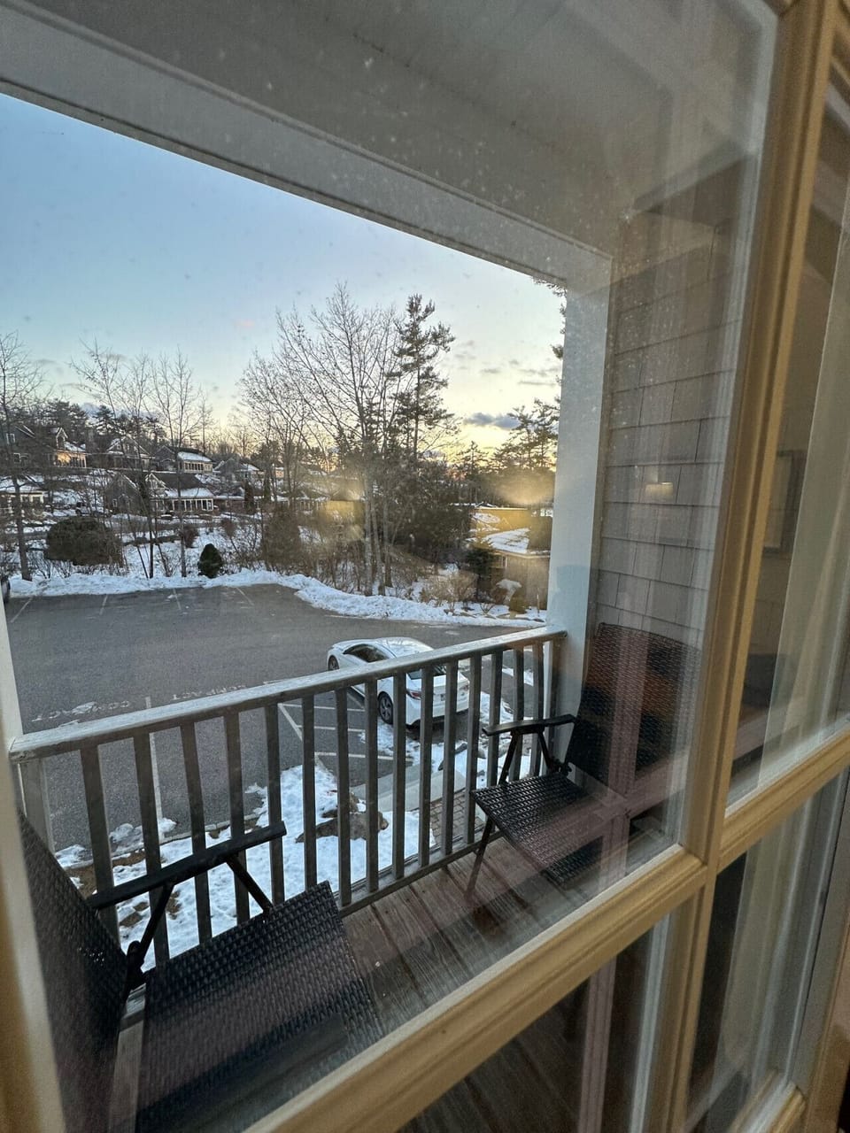 The unit is located in Sheepscot Harbor Village just steps away from the Sheepscot River