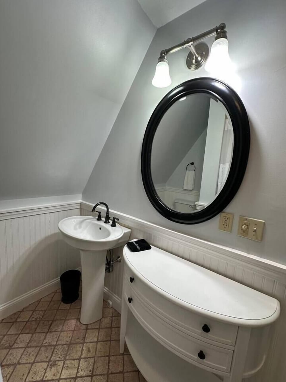 3/4 bathroom with shower