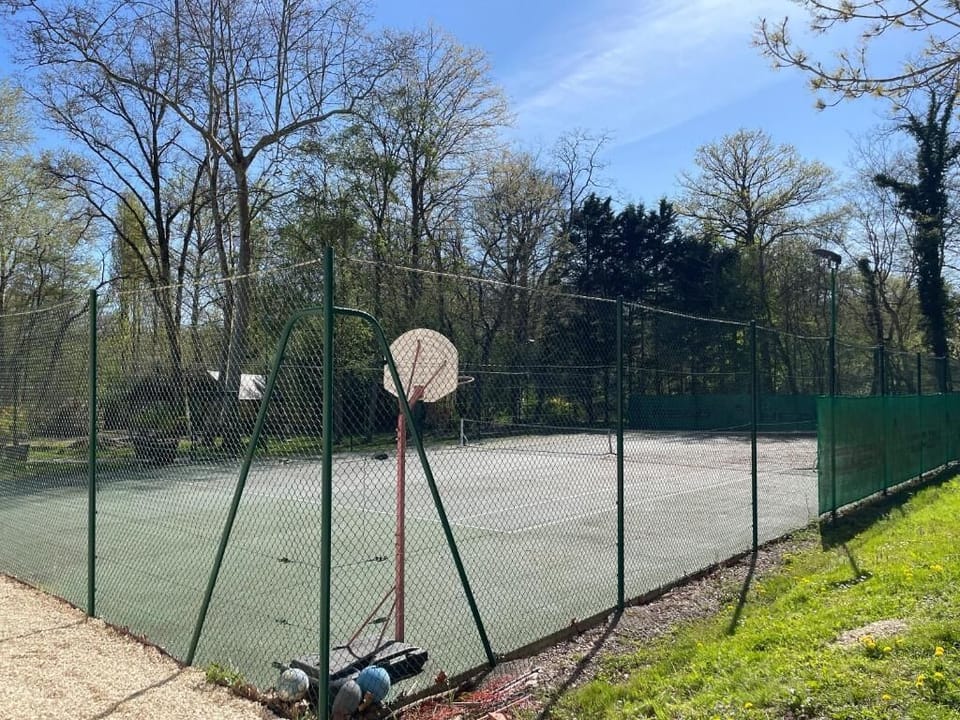 Sport court
