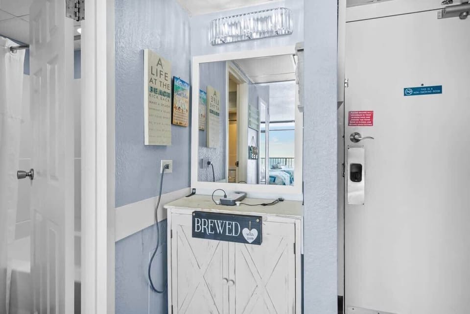 Unit Decor