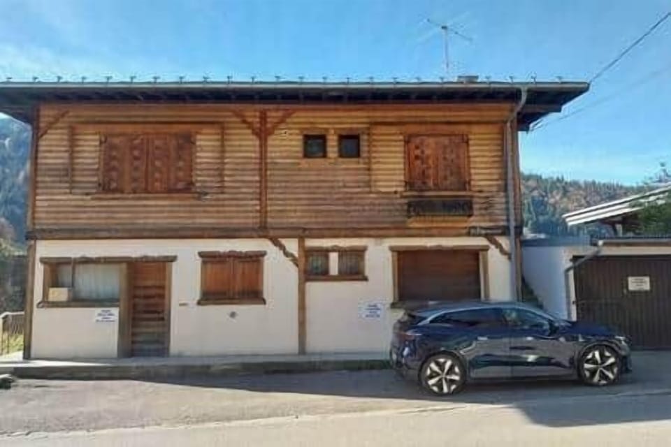 Le Pigeonnier building 