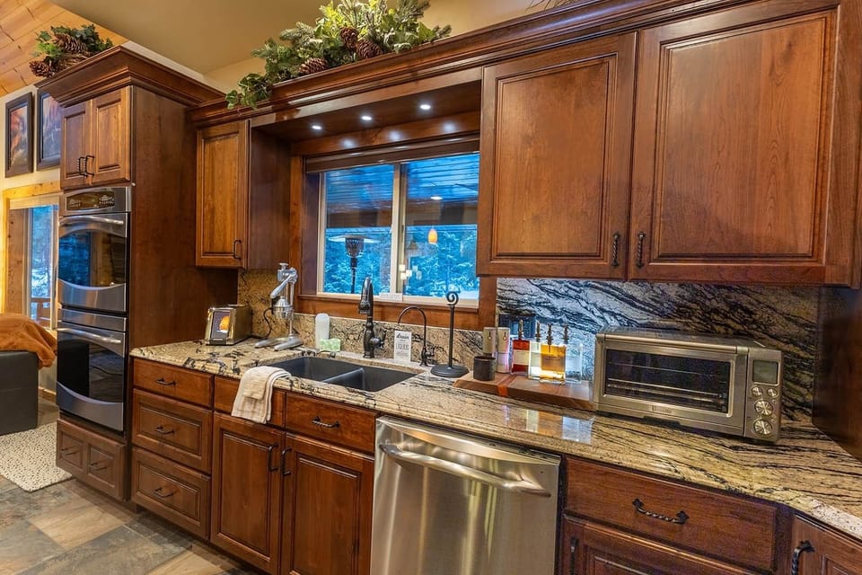 Chef-ready kitchen with abundant amenities for effortless cooking and entertaining