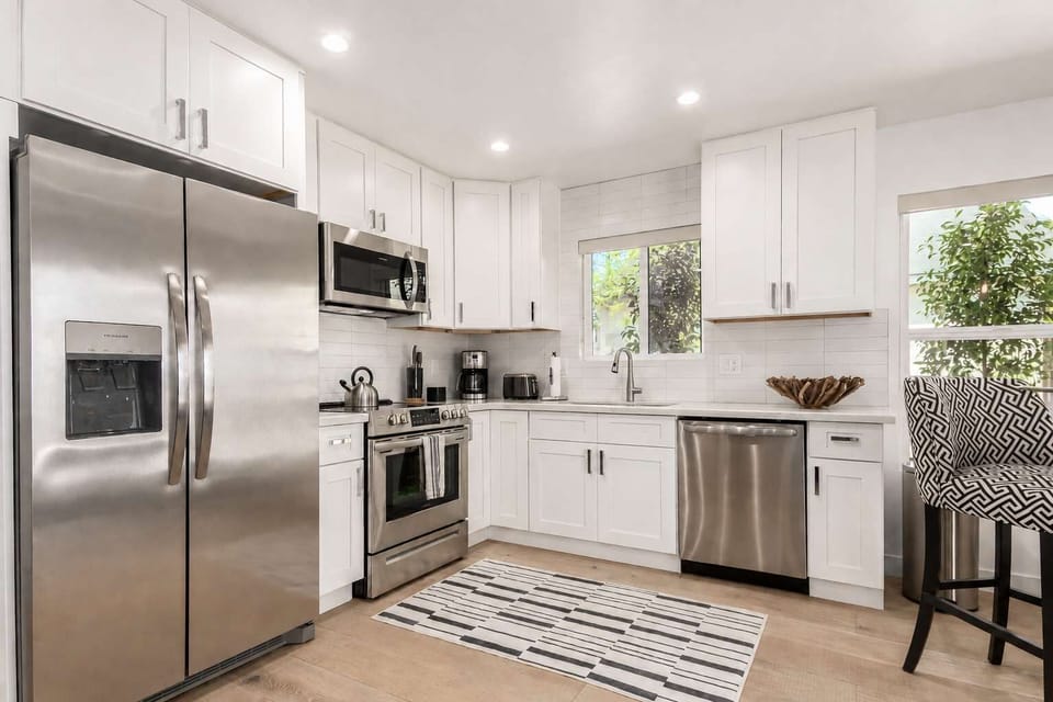 Skip the kitchenette. This casita includes a full-size kitchen with a refrigerator, oven, range, microwave, dishwasher, cookware, utensils, dishes, and servingware—making it easy to prepare everything from a quick breakfast to a full dinner during yo