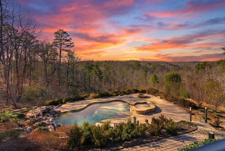 85-web-or-mls-Twilight Pool 1