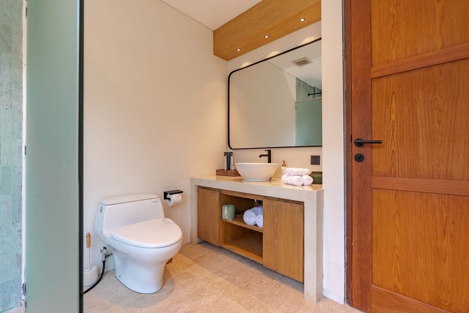 upstairs bathroom