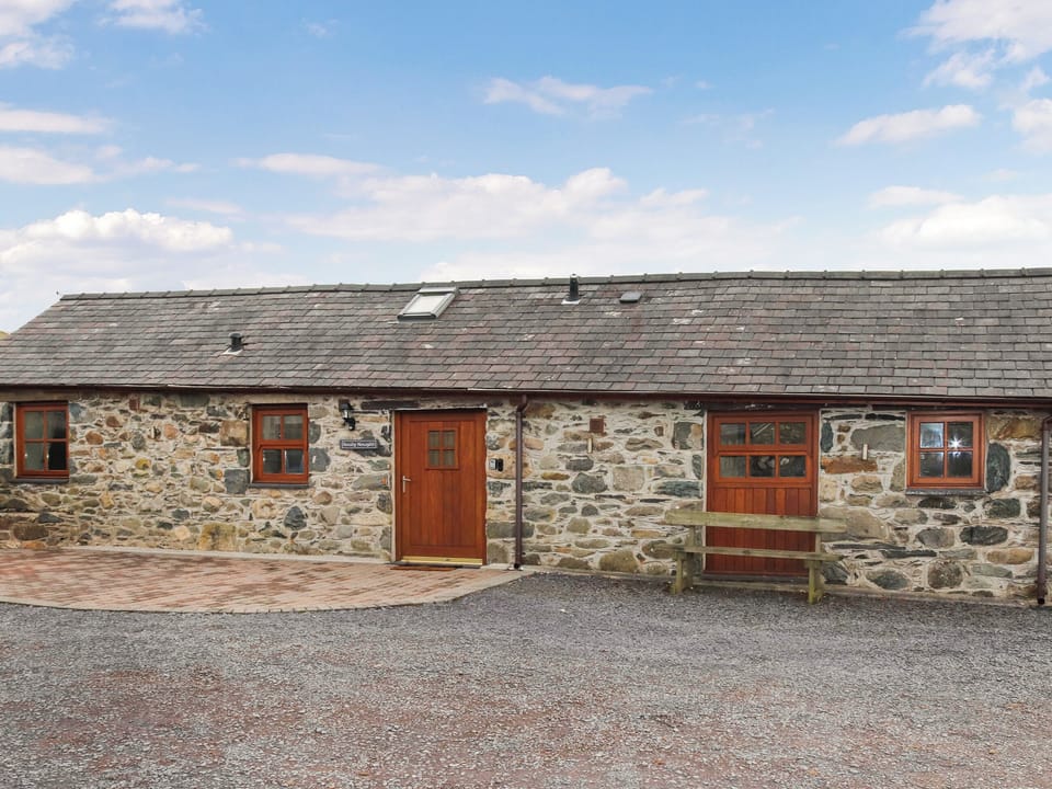 Exterior | Beudy Newydd - Llwynpenddu Isaf Holidays, Llanllechid, near Bangor