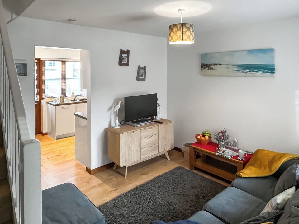 Living area | 4 Porth Cottages, Porth Newquay