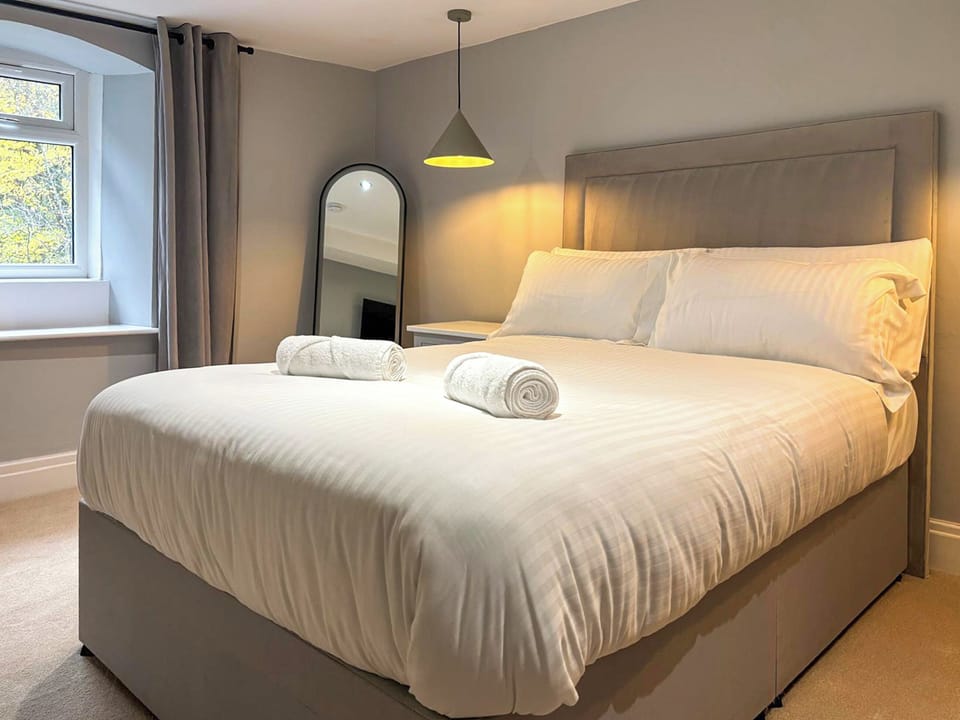 Double bedroom | Mini Goose Cottage - Goose Eye Retreats, Laycock