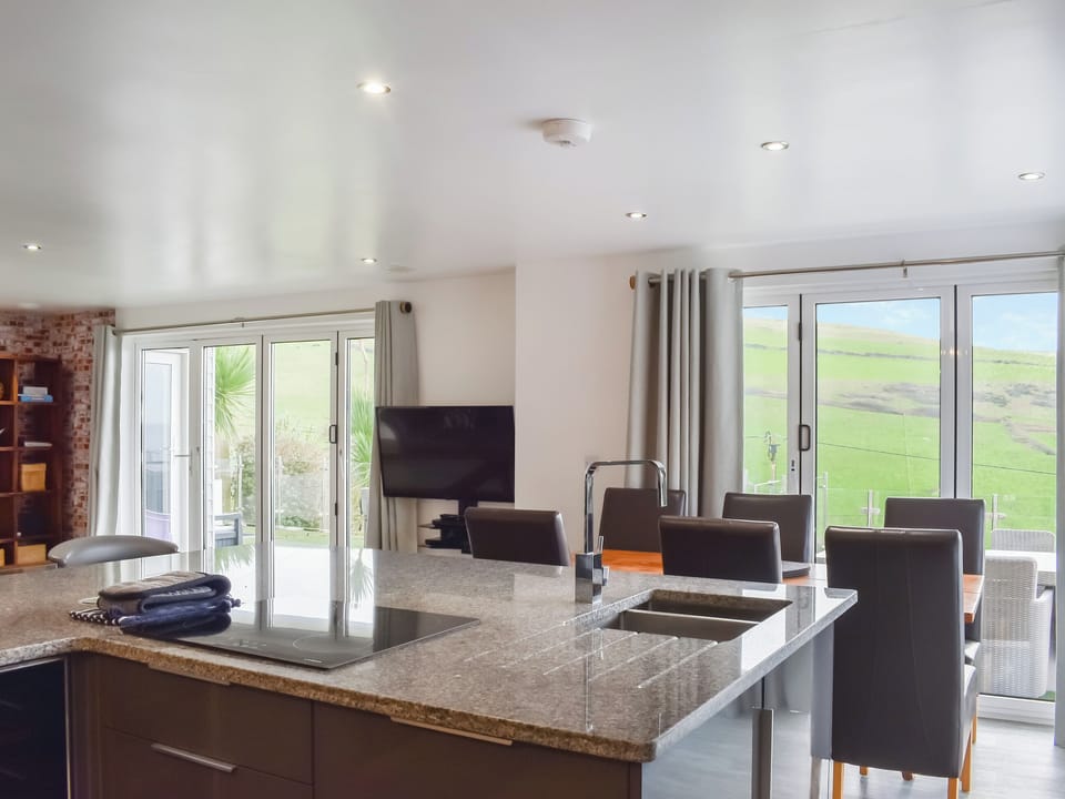 Open plan living space | Oceans Away - Seasons Apartments, Woolacombe
