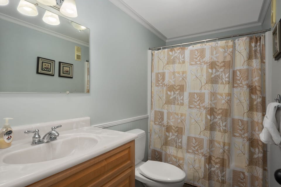 Bathroom 3