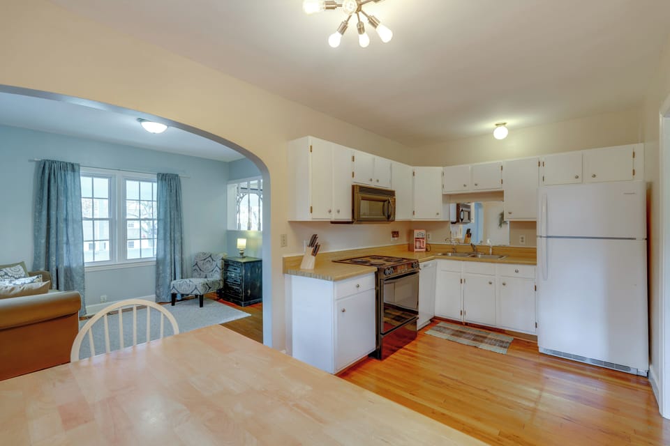 Dining Area & Kitchen | Drip Coffee Pot