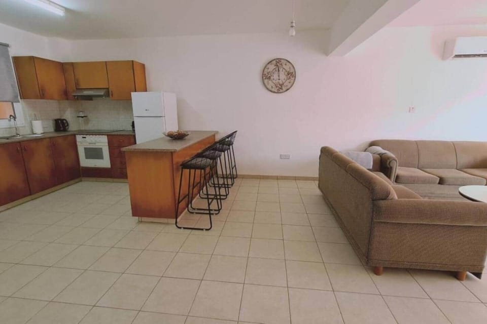 Living room - Kitchen area