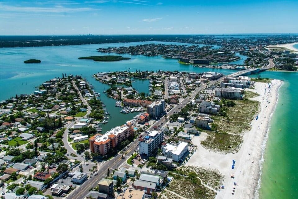 Madeira Bay II - Madeira Beach