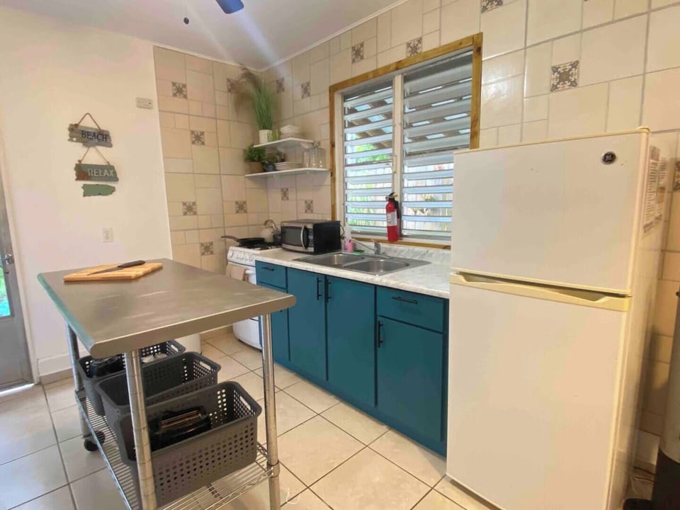 Equipped kitchen 