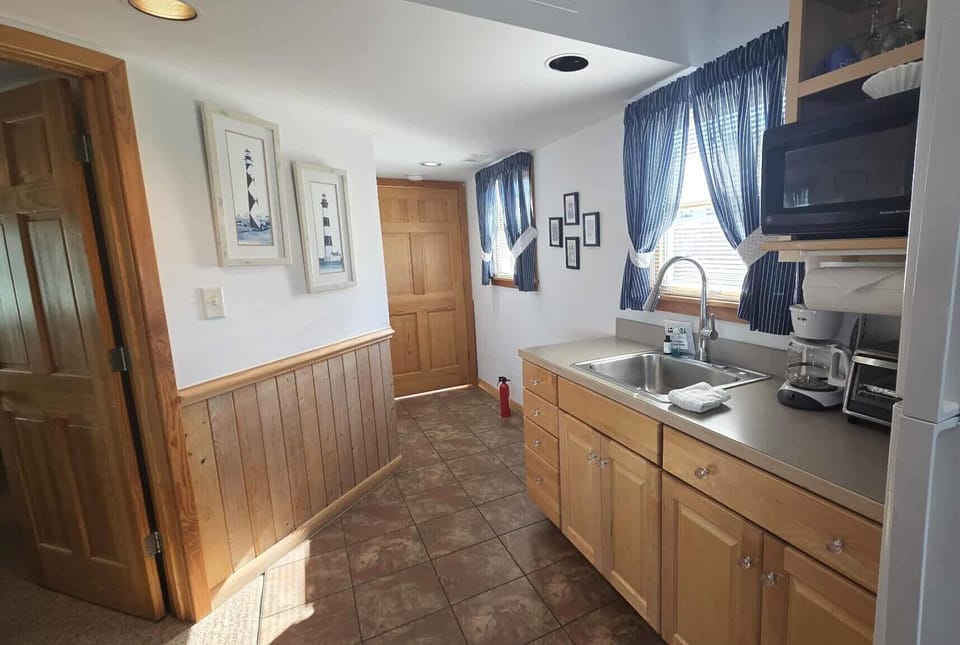 Kitchenette