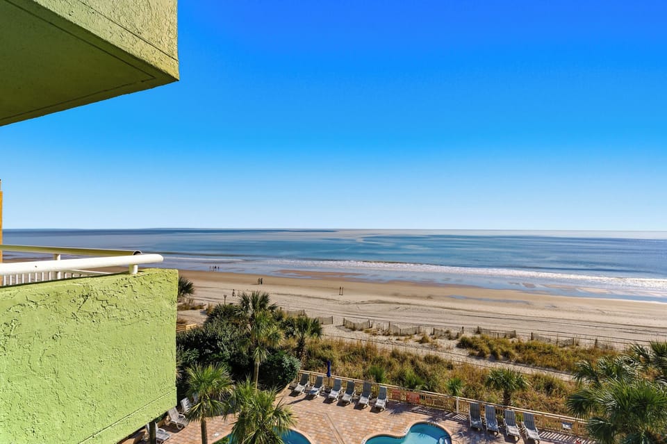 breathtaking oceanfront paradise