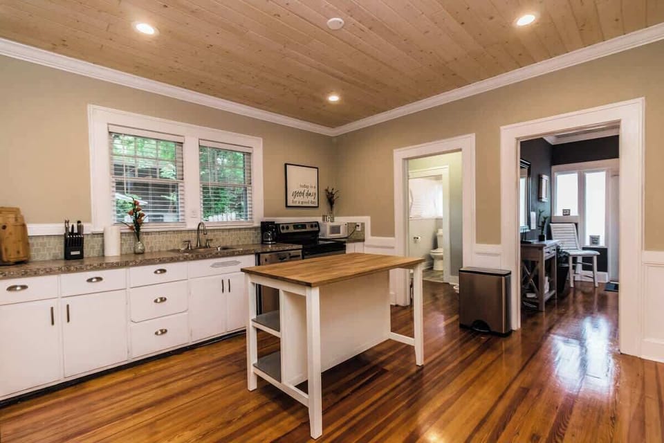 Large spacious eat in kitchen, enjoy making meals and entertaining for your family and friends.  Kitchen has been recently updated with all granite throughout.